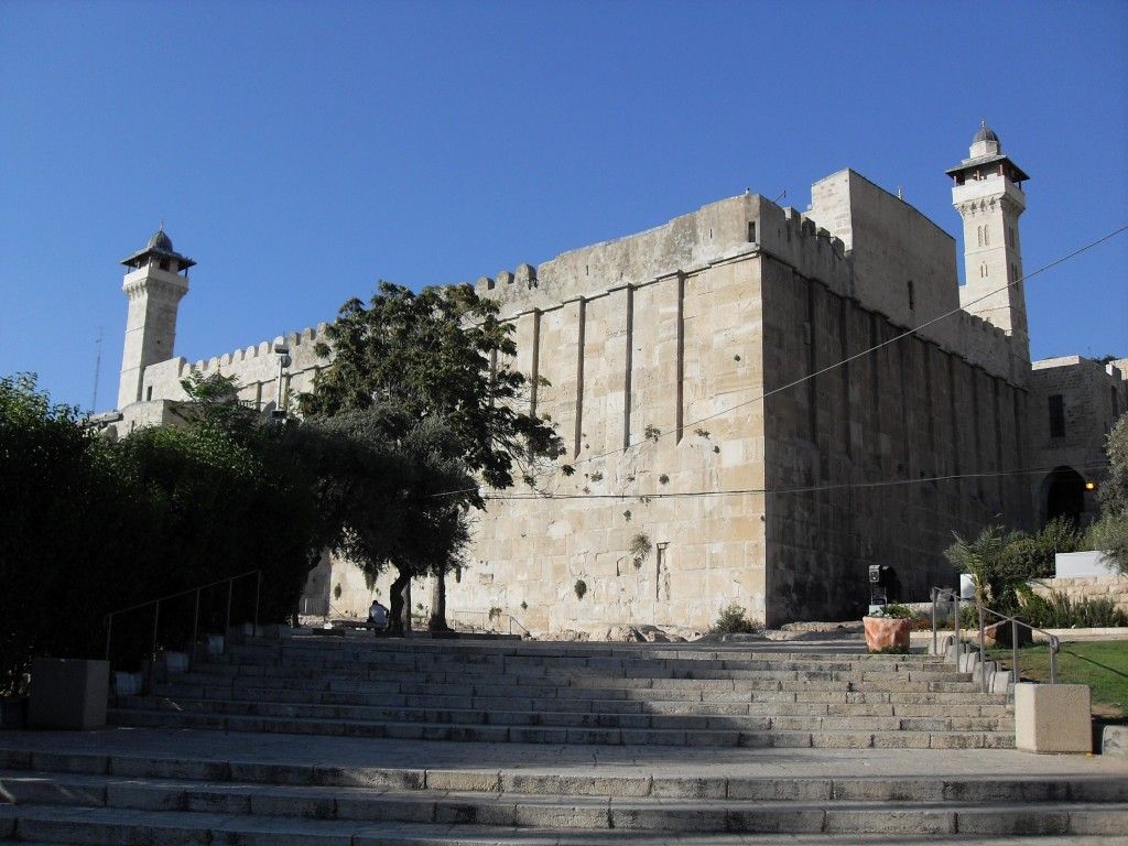 Patriarkenes grav i Hebron. (Foto: Djampa, Wikimedia Commons)