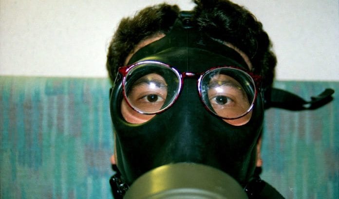 I januar 1991 måtte israelerne bruke gassmaske i frykt for at Saddam Husseins Scud-raketter skulle være utstyrt med kjemiske våpen. (Foto: R Barraez D´Lucca, flickr.com) I januar 1991 måtte israelerne bruke gassmaske i frykt for at Saddam Husseins Scud-raketter skulle være utstyrt med kjemiske våpen. (Foto: R Barraez D´Lucca, flickr.com)