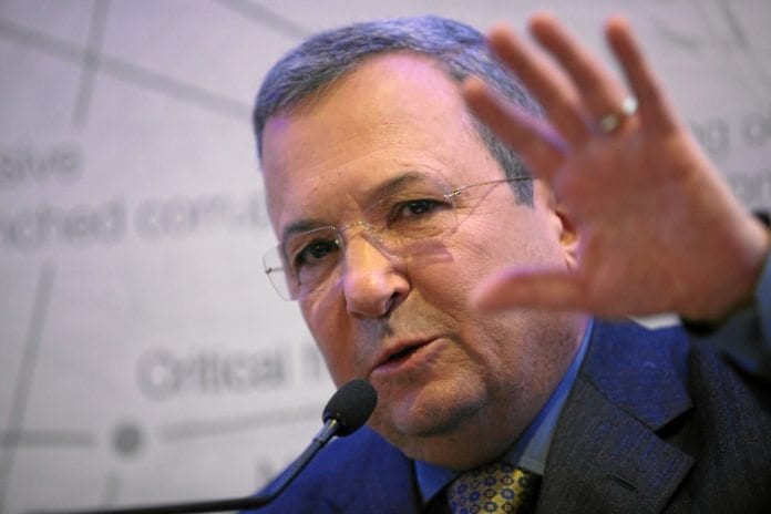 Ehud Barak sier IDF vil forsvare sine innbyggere mot alt som truer Israel. (Foto: Monika Flueckiger, swiss-image.ch) Ehud Barak sier IDF vil forsvare sine innbyggere mot alt som truer Israel. (Foto: Monika Flueckiger, swiss-image.ch)