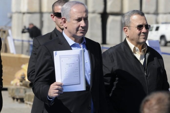Både statsminister Benjamin Netanyahu (t.v.) og forsvarsminister Ehud Barak skal ønske å angripe Iran innen kort tid. (Foto: IDF) Både statsminister Benjamin Netanyahu (t.v.) og forsvarsminister Ehud Barak skal ønske å angripe Iran innen kort tid. (Foto: IDF)