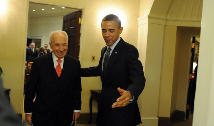 President Shimon Peres og president Barack Obama under et tidligere møte i Det hvite hus. (Foto: GPO) President Shimon Peres og president Barack Obama under et tidligere møte i Det hvite hus. (Foto: GPO)