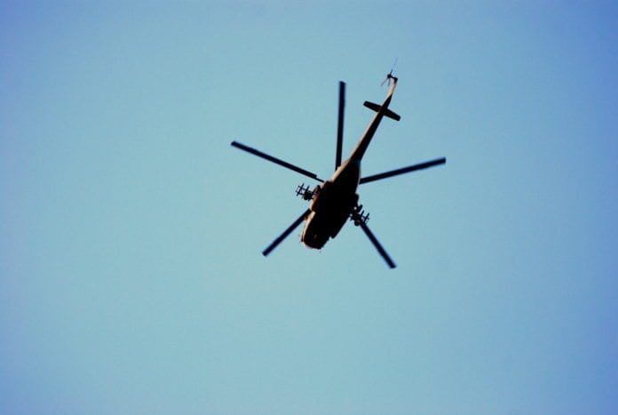 Et liknende egyptisk militærhelikopter ble tatt i bruk under Egypt-aksjonen onsdag morgen. (Illustrasjon: Rowan El Shimi) Et liknende egyptisk militærhelikopter ble tatt i bruk under Egypt-aksjonen onsdag morgen. (Illustrasjon: Rowan El Shimi)