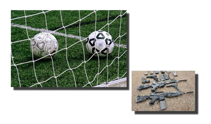 Da de tre terroristene ble drept, ble disse våpen funnet i deres skjulested. Tre år senere ærer Fatah dem med fotballturnering. (Foto: Steven Depolo, flickr og IDF) Da de tre terroristene ble drept, ble disse våpen funnet i deres skjulested. Tre år senere ærer Fatah dem med fotballturnering. (Foto: Steven Depolo, flickr og IDF)