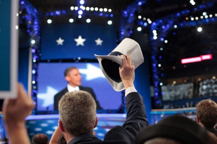President Barack Obama sa torsdag kveld ja til å bli Demokratenes kandidat ved presidentvalget 6. november. (Foto: NewsHour) President Barack Obama sa torsdag kveld ja til å bli Demokratenes kandidat ved presidentvalget 6. november. (Foto: NewsHour)
