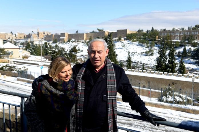 Likud-sjef Benjamin Netanyahu står igjen både som valgets vinner og valgets taper. Han blir landets neste statsminister, men Likud/Israel Beiteinu taper betydelig oppslutning. (Foto: GPO) Likud-sjef Benjamin Netanyahu står igjen både som valgets vinner og valgets taper. Han blir landets neste statsminister, men Likud/Israel Beiteinu taper betydelig oppslutning. (Foto: GPO)