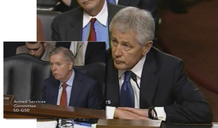 Senator Lindsey Graham (innfelt) stilte påtroppende forsvarsminister Chuck Hagel til veggs når det gjaldt anklager mot Israel-lobbyen. Senator Lindsey Graham (innfelt) stilte påtroppende forsvarsminister Chuck Hagel til veggs når det gjaldt anklager mot Israel-lobbyen.