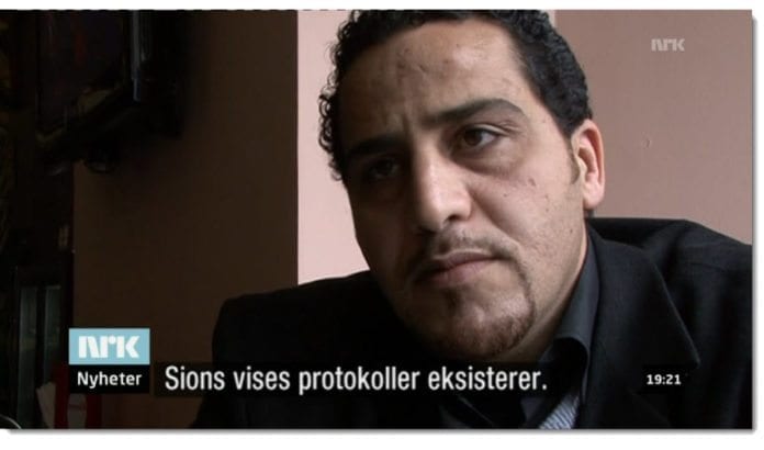 Det var ikke vanskelig for journalist Tormod Strand å finne palestinere som åpent erkjente tro på konspirasjonsteorier om jøder. (Skjermdump fra NRK Søndagsrevyen 10. februar 2013) Det var ikke vanskelig for journalist Tormod Strand å finne palestinere som åpent erkjente tro på konspirasjonsteorier om jøder. (Skjermdump fra NRK Søndagsrevyen 10. februar 2013)