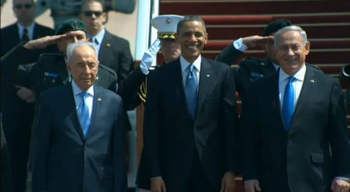President Shimon Peres, president Barack Obama og statsminister Benjamin Netanyahu. (Skjermdump fra livestreaming fra israelske myndigheter) President Shimon Peres, president Barack Obama og statsminister Benjamin Netanyahu. (Skjermdump fra livestreaming fra israelske myndigheter)