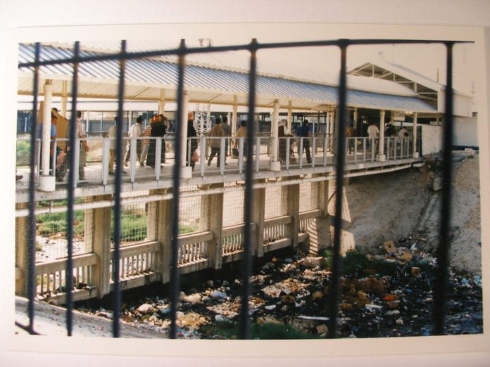 Erez-overgangen fører palestinere inn og ut av Gaza-stripen. (Illustrasjon: soylentyellow, flickr.com) Erez-overgangen fører palestinere inn og ut av Gaza-stripen. (Illustrasjon: soylentyellow, flickr.com)