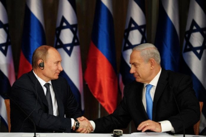 Israels statsminister Benjamin Netanyahu (f.h.) og Russlands president Vladimir Putin. (Foto: Benjamin Netanyahu - בנימין נתניהו, Facebook.com) Israels statsminister Benjamin Netanyahu (f.h.) og Russlands president Vladimir Putin. (Foto: Benjamin Netanyahu - בנימין נתניהו, Facebook.com)