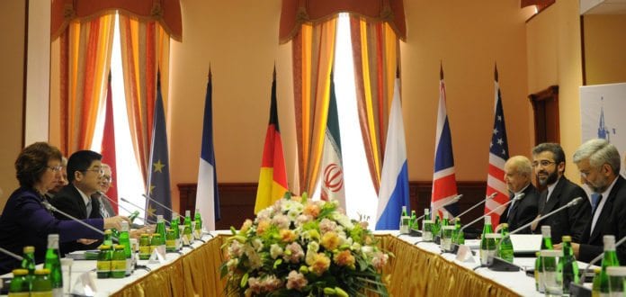 Bilde fra sist runde med forhandlinger rundt Irans atomprogram, i juni 2012. (Foto: European External Action Service, flickr.com) Bilde fra sist runde med forhandlinger rundt Irans atomprogram, i juni 2012. (Foto: European External Action Service, flickr.com)