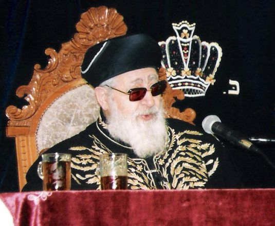 Bilde fra 2007 av rabbiner og religiøs leder for Shas-bevegelsen, Ovadia Yosef. (Foto: Wikimedia Commons) Bilde fra 2007 av rabbiner og religiøs leder for Shas-bevegelsen, Ovadia Yosef. (Foto: Wikimedia Commons)