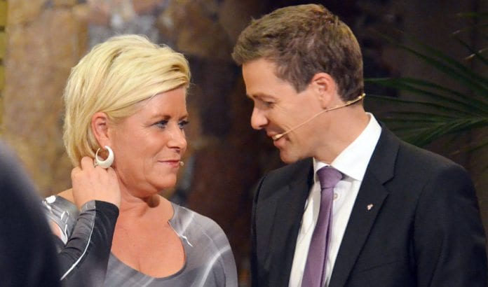 Siv Jensen og Knut Arild Hareide leder partier som ønsker å føre en klart mer Israel-vennlig politikk enn de rødgrønne har gjort de siste åtte år. (Foto: Stortinget, flickr.com) Siv Jensen og Knut Arild Hareide leder partier som ønsker å føre en klart mer Israel-vennlig politikk enn de rødgrønne har gjort de siste åtte år. (Foto: Stortinget, flickr.com)
