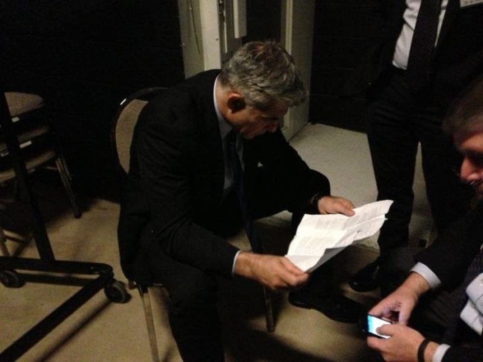 Israels finansminister Yair Lapid har endelig fått nok handlingsrom i budsjettet til å kunne komme med noen gode nyheter. (Foto: Yair Lapid - יאיר לפיד, flickr.com) Israels finansminister Yair Lapid har endelig fått nok handlingsrom i budsjettet til å kunne komme med noen gode nyheter. (Foto: Yair Lapid - יאיר לפיד, flickr.com)