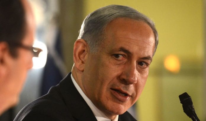 Benjamin Netanyahu advarer kraftig mot atomavtalen som P5+1 har inngått med Iran. Avtalen har kommet i stand dels med hemmelige direkte samtaler mellom amerikanske og iranske forhandlere det siste året. (Foto: Kobi Gideon, GPO) Benjamin Netanyahu advarer kraftig mot atomavtalen som P5+1 har inngått med Iran. Avtalen har kommet i stand dels med hemmelige direkte samtaler mellom amerikanske og iranske forhandlere det siste året. (Foto: Kobi Gideon, GPO)