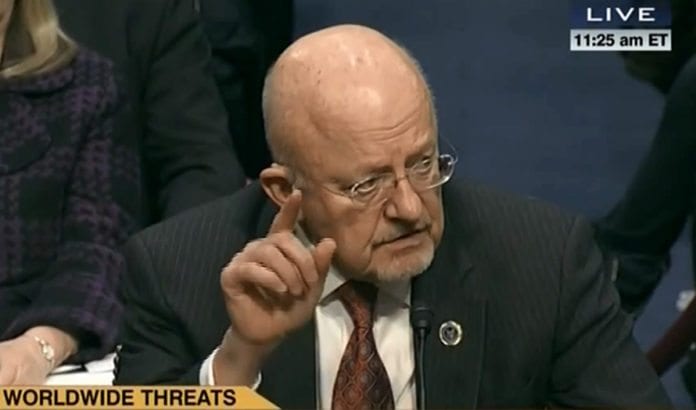 Den amerikanske etterretningssjefen James Clapper orienterer senatet om situasjonen i Iran. Foto: Skjermdump fra USAs offentlige TV-overføring. Den amerikanske etterretningssjefen James Clapper orienterer senatet om situasjonen i Iran. Foto: Skjermdump fra USAs offentlige TV-overføring.