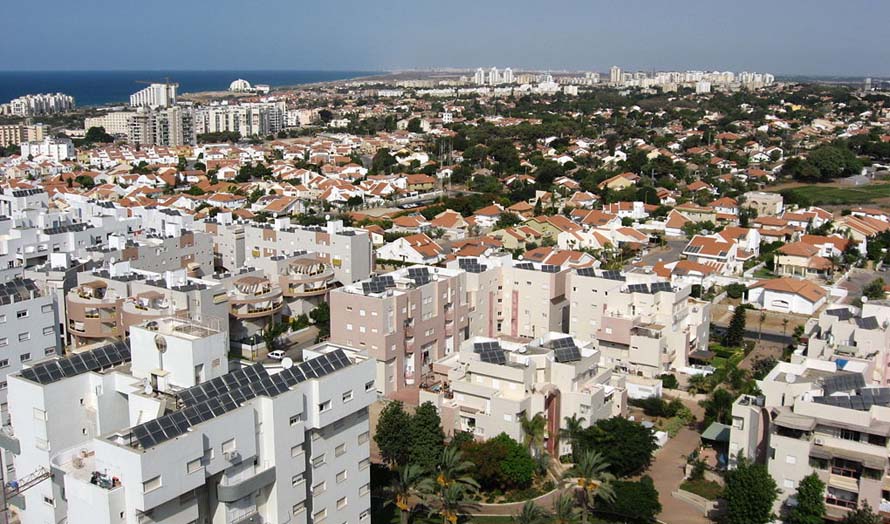 Byen Ashkelon sør i Israel er et av stedene som stadig er truet av rakettangrepene fra Gaza. Foto: Wikimedia Commons.