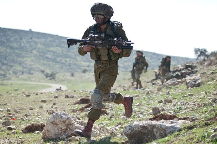 Nå kontrollerer IDF største deler av Vestbredden, og det hindrer angrep. Hva skjer om angrepene begynner etter at IDF trekker seg tilbake? Vil Israel få forståelse for å ta tilbake kontrollen? (Illustrasjonsfoto: IDF) Nå kontrollerer IDF største deler av Vestbredden, og det hindrer angrep. Hva skjer om angrepene begynner etter at IDF trekker seg tilbake? Vil Israel få forståelse for å ta tilbake kontrollen? (Illustrasjonsfoto: IDF)