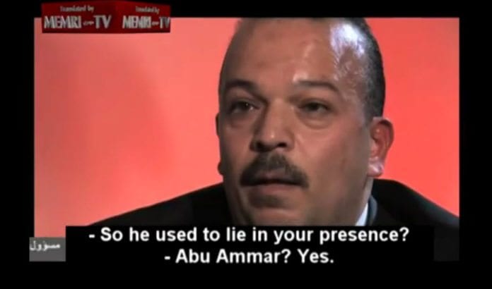 Muhammed Al-Daya, som var livvakt for Yasser Arafat i mange år, forteller om sjefens forhold til sannheten på BBC. (Skjermdump fra BBC, via Memri) Muhammed Al-Daya, som var livvakt for Yasser Arafat i mange år, forteller om sjefens forhold til sannheten på BBC. (Skjermdump fra BBC, via Memri)