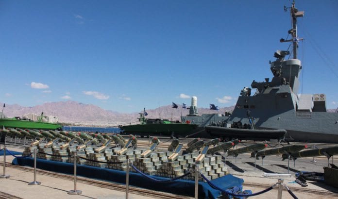 I mars stanset den israelske marinen en større leveranse av iranske raketter og våpen på vei til terrorgrupper på Gaza-stripen. (Foto: IDF) I mars stanset den israelske marinen en større leveranse av iranske raketter og våpen på vei til terrorgrupper på Gaza-stripen. (Foto: IDF)