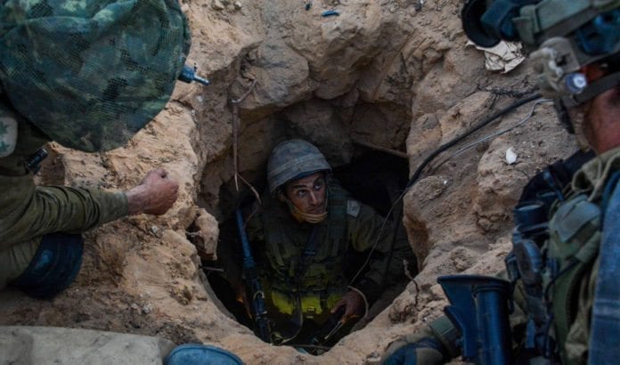 Her avdekker det israelske forsvaret en av Hamas' terrortunneler under Gaza-krigen 2014. (Illustrasjonsfoto: IDF / Flickr.com) Her avdekker det israelske forsvaret en av Hamas' terrortunneler under Gaza-krigen 2014. (Illustrasjonsfoto: IDF / Flickr.com)