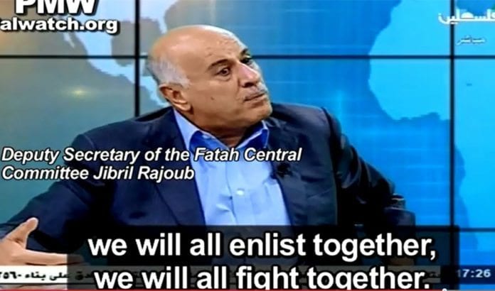 Nestlederen i Fatahs sentralkomité, Jibril Rajoub, sier Hamas og Fatah vil kjempe sammen mot Israel med våpen når tiden er inne. (Foto: Skjermdump fra YouTube / PMW) Nestlederen i Fatahs sentralkomité, Jibril Rajoub, sier Hamas og Fatah vil kjempe sammen mot Israel med våpen når tiden er inne. (Foto: Skjermdump fra YouTube / PMW)