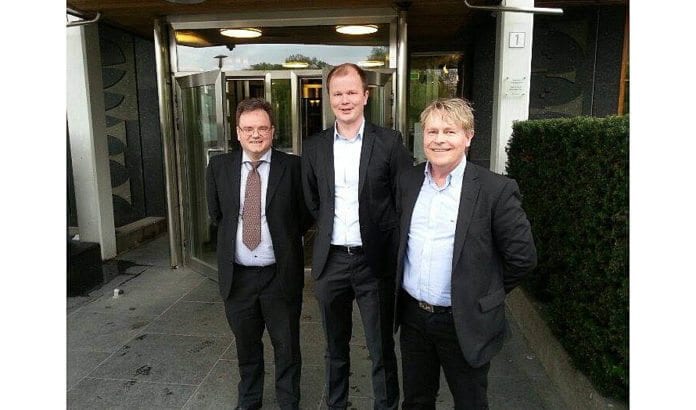 Morten Fjell Rasmussen, Conrad Myrland og Bengt-Ove Nordgård fra MIFF før et besøk i Utenriksdepartementet mandag 4. mai 2015. (Foto: MIFF) Morten Fjell Rasmussen, Conrad Myrland og Bengt-Ove Nordgård fra MIFF før et besøk i Utenriksdepartementet mandag 4. mai 2015. (Foto: MIFF)
