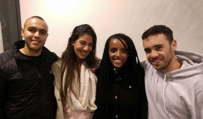De neste dagene skal Nayef (f.v.), Ashager, Yoni og Tamir fra Israel fortelle om Israel i Tromsø, Lofoten, Kongsvinger og Gjøvik. (Foto: Kjetil Ravn Hansen, MIFF) De neste dagene skal Nayef (f.v.), Ashager, Yoni og Tamir fra Israel fortelle om Israel i Tromsø, Lofoten, Kongsvinger og Gjøvik. (Foto: Kjetil Ravn Hansen, MIFF)