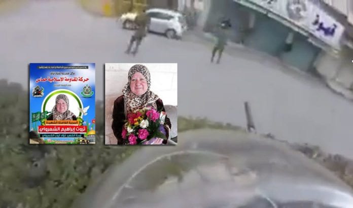Tharwat al-Sharawi og minneplakaten som Hamas har laget om henne. I bakgrunnen skjermdump av videoopptaket av hendelsen. Tharwat al-Sharawi og minneplakaten som Hamas har laget om henne. I bakgrunnen skjermdump av videoopptaket av hendelsen.