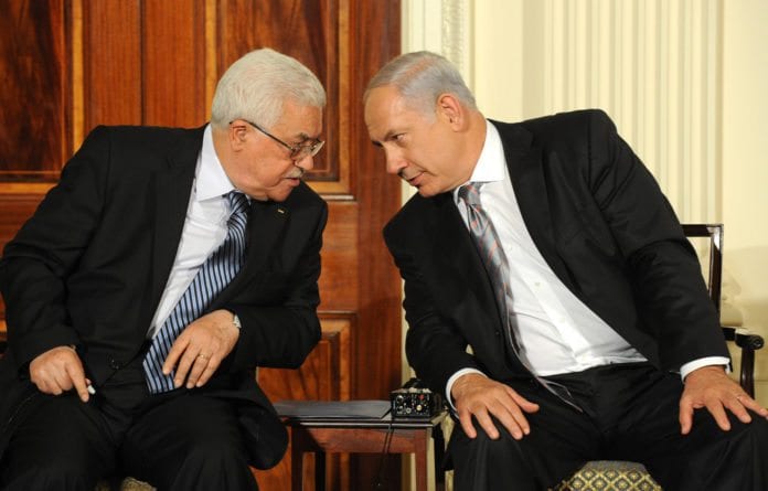 Mahmoud Abbas og Benjamin Netanyahu i 2010. (Foto: GPO) Mahmoud Abbas og Benjamin Netanyahu i 2010. (Foto: GPO)