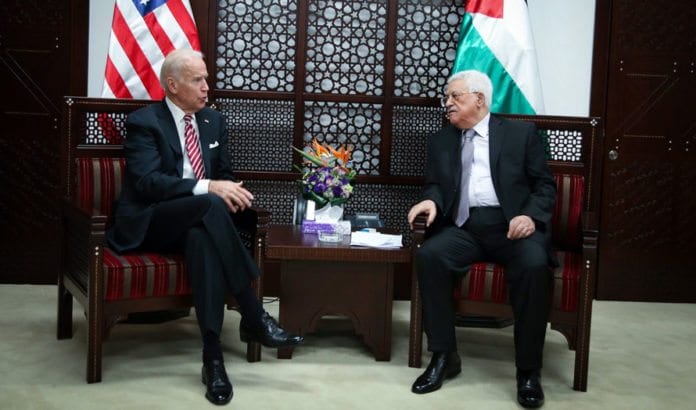 USAs visepresident Joe Biden møtte palestinernes president Mahmoud Abbas onsdag 9. mars. (Foto: Flash90) USAs visepresident Joe Biden møtte palestinernes president Mahmoud Abbas onsdag 9. mars. (Foto: Flash90)
