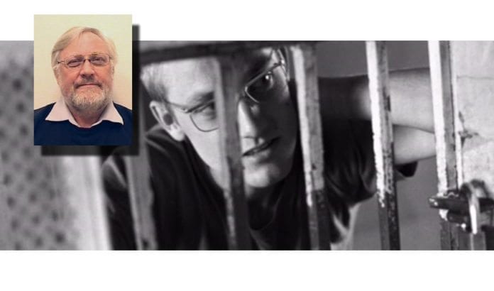 lars-gule-i-fengsel Samme siktemål i libanesisk fengsel i 1977 og som førsteamanuensis i 2016: Å skade israelere. (Foto: via VG TV og HiAO)