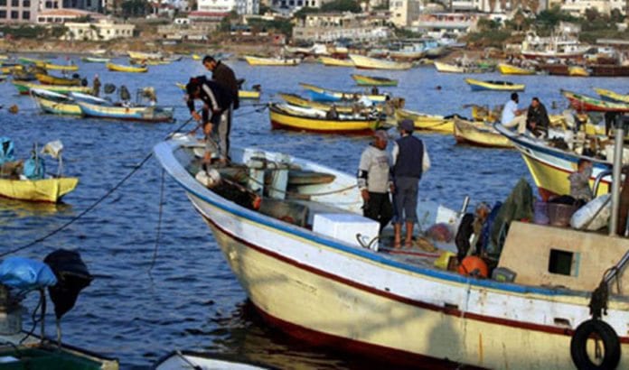 Fiskebåter ved havnen i Gaza by. (Illustrasjonsfoto: Proisraeli / Flickr.com / CC) Fiskebåter ved havnen i Gaza by. (Illustrasjonsfoto: Proisraeli / Flickr.com / CC)