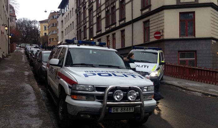 Det var et stort politioppbud i området rundt synagogen i Bergstien fredag morgen. (Arkivfoto: MIFF) Det var et stort politioppbud i området rundt synagogen i Bergstien fredag morgen. (Arkivfoto: MIFF)