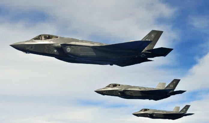 F-35 aerial refuel