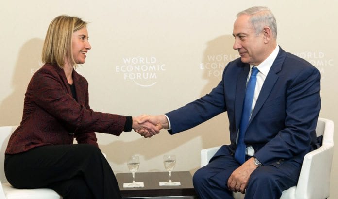 EUs utenrikssjef Federica Mogherini og statsminister Benjamin Netanyahu under et møte i januar 2016. (Foto: European External Action) EUs utenrikssjef Federica Mogherini og statsminister Benjamin Netanyahu under et møte i januar 2016. (Foto: European External Action)