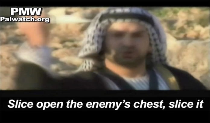 Palestinian Media Watch (PMW) presenterte nylig en video der Fatah hyller og oppfordrer til drap og terror mot israelere. Mannen på bildet holder en kniv i hånden. (Skjermdump fra Youtube)