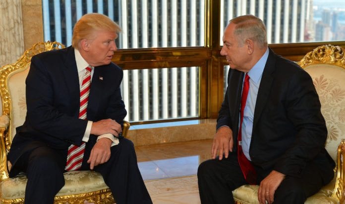 Trump og Netanyahu møtes for første gang som statslederen 15. februar. Her fra et møte da Trump var presidentkandidat i fjor. (Foto: Kobi Gideon) Trump og Netanyahu møtes for første gang som statslederen 15. februar. Her fra et møte da Trump var presidentkandidat i fjor. (Foto: Kobi Gideon)
