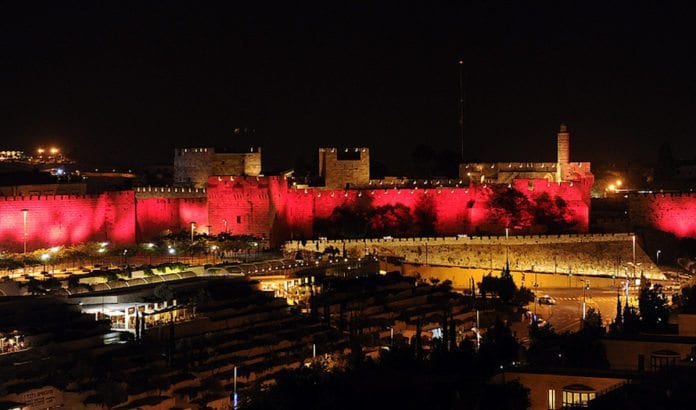 Analytiker Eran Lerman tror flytting av USAs ambassade til Jerusalem kan skape fred, og ikke bråk. (Foto: US Embassy in Israel) Analytiker Eran Lerman tror flytting av USAs ambassade til Jerusalem kan skape fred, og ikke bråk. (Foto: US Embassy in Israel)