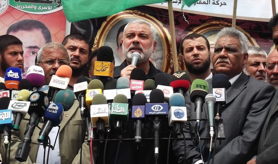Ismail Haniyeh taler under en støttemarkering for palestinske fanger. (Foto: Joe Catron/Flickr)