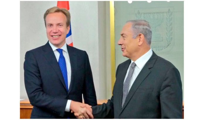 Utenriksminister Børge Brende og statsminister Benjamin Netanyahu 2. april 2017. (Foto: UD, Twitter) Utenriksminister Børge Brende og statsminister Benjamin Netanyahu 2. april 2017. (Foto: UD, Twitter)