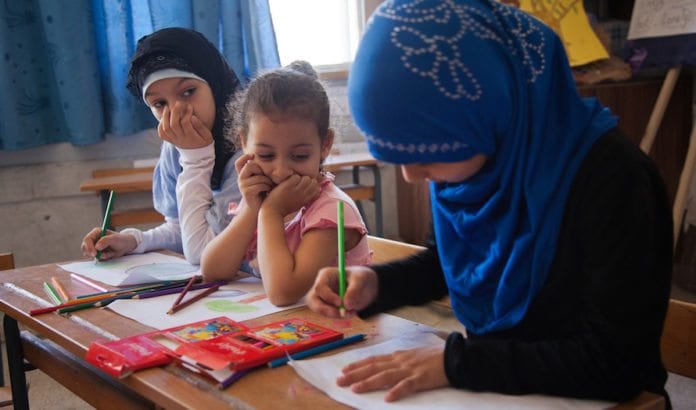 I palestinske skolebøker blir elever lært opp til å være martyrer. (Illustrasjonsfoto: Kristian Buus/Flickr) I palestinske skolebøker blir elever lært opp til å være martyrer. (Illustrasjonsfoto: Kristian Buus/Flickr)