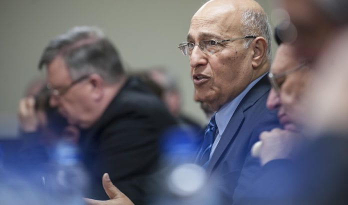 Den palestinske politikeren Nabil Shaath avviser kontant kravet fra Trump. (Foto: Mazur/catholicnews.org.uk) Den palestinske politikeren Nabil Shaath avviser kontant kravet fra Trump. (Foto: Mazur/catholicnews.org.uk)