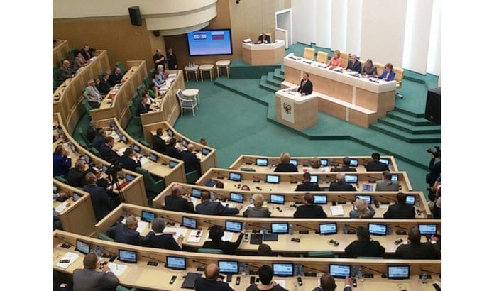 Knessets president Yuli Edelstein taler til Russlands parlament 28. juni 2017. (Foto: Twitter/ Skjermdump) Knessets president Yuli Edelstein taler til Russlands parlament 28. juni 2017. (Foto: Twitter/ Skjermdump)