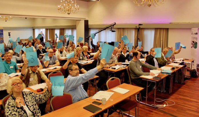 MIFFs generalforsamling vedtok to endringer i organisasjonens formål og grunnlag. (Foto: Bjarte Bjellås) MIFFs generalforsamling vedtok to endringer i organisasjonens formål og grunnlag. (Foto: Bjarte Bjellås)