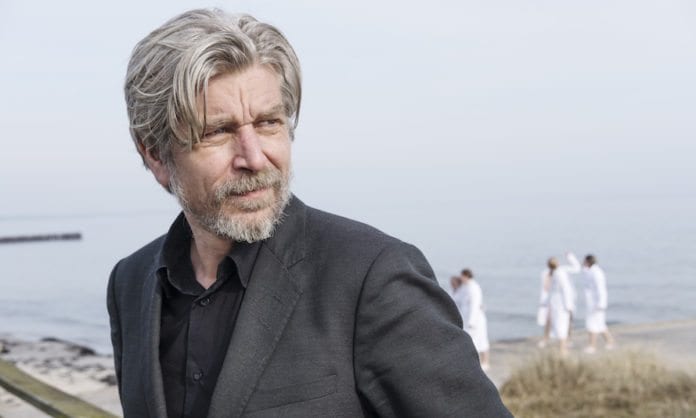 Den norske forfatteren Karl Ove Knausgård ble utdelt en israelsk litteraturpris. (Foto: Thomas Wågström) Den norske forfatteren Karl Ove Knausgård ble utdelt en israelsk litteraturpris. (Foto: Thomas Wågström)