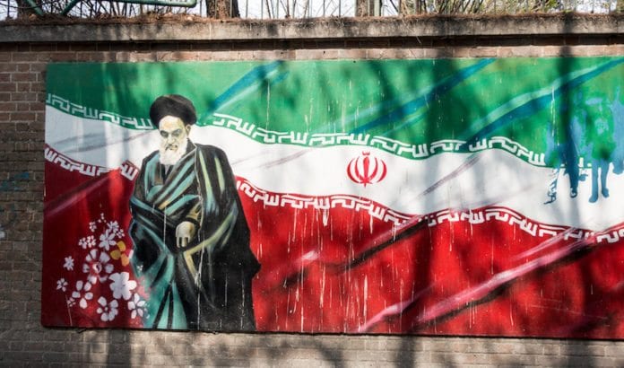 teheran En hyllest til den iranske lederen Ayatollah Khamenei i den iranske hovedstaden Teheran. (Foto: Frode Ramone/Flickr)