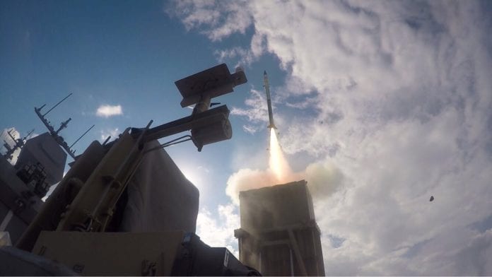 Iron Dome maritimt Israel har utviklet en maritim utgave av rakettskjoldet Iron Dome, for å beskytte gassfeltene i Middelhavet mot angrep. (Foto: IDF)