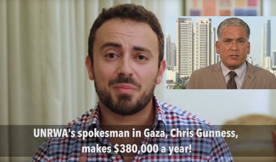 UNRWA-talsmann Chris Gunnes oppe til høyre i dette bildet. (Skjermbilde fra Youtube)