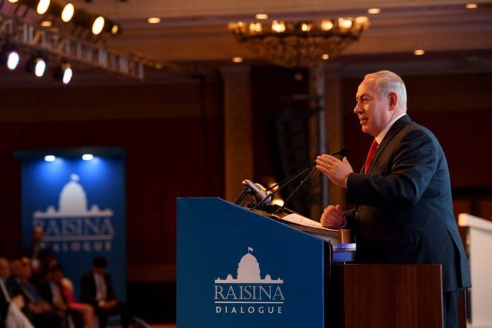 Netanyahu i India Netanyahu taler for en forsamling i New Dehli under sitt India-besøk i januar 2018. (Foto: Avi Ohayon/Flickr)